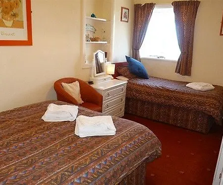 Catania בית הארחה סקארבורו