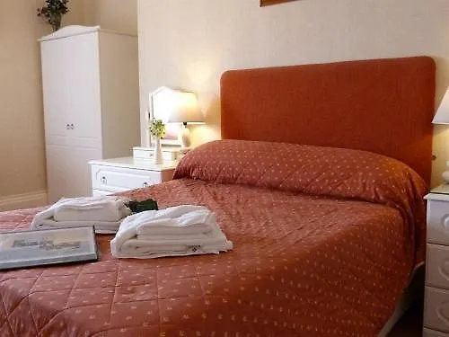 Guest house Catania Scarborough